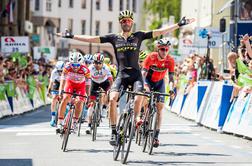 Spectacular finish: Luka Mezgec is hero of second stage! #video
