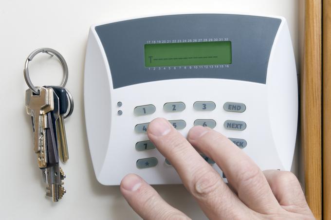 alarm zavarovanje dom hiša | Foto: Thinkstock