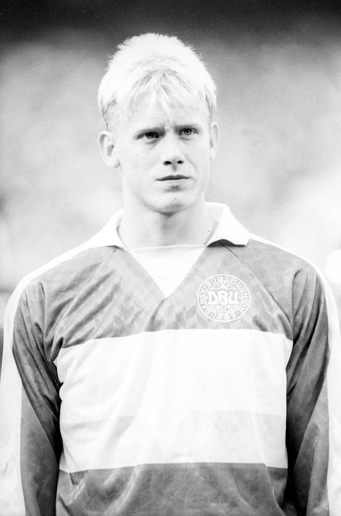 Kariero je začel pri največjem lokalnem klubu Hvidovre in do 24. leta poleg nogometa opravljal še ogromno služb. | Foto: Guliverimage