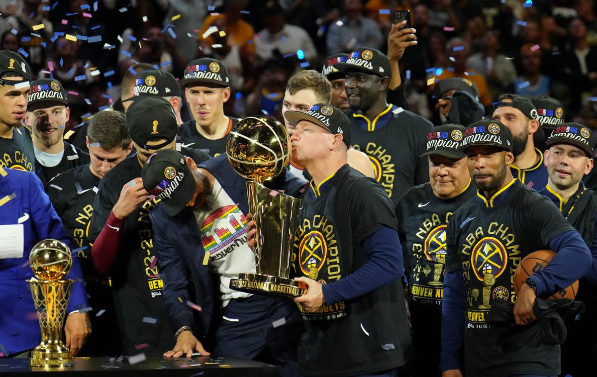 Denver | Denver Nuggets so prvič v zgodovini lige NBA postali prvaki. Tako je šampionski prstan osvojil tudi slovenski reprezentant Vlatko Čančar. | Foto Reuters