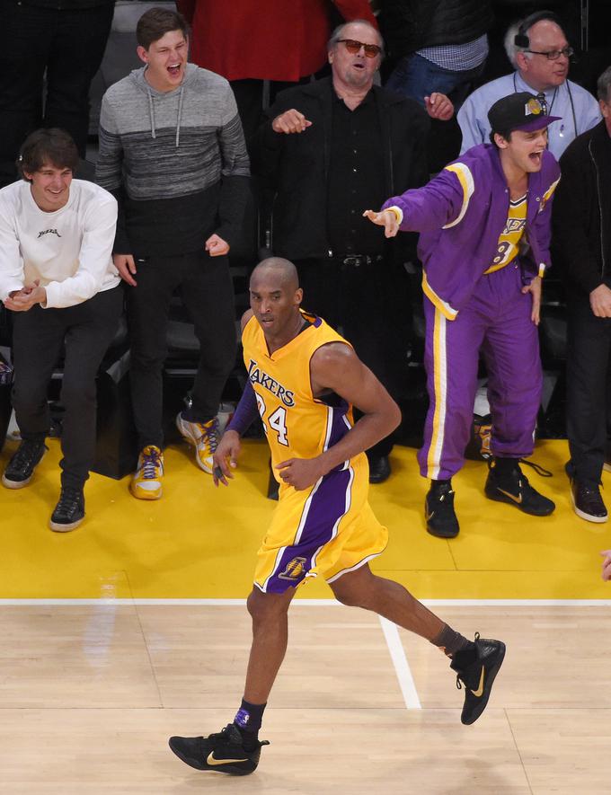 LA Lakers imajo bržčas najbolj zvezdniške navijače v ligi NBA, njihove tekme je desetletja redno obiskoval tudi oskarjevec Jack Nicholson. | Foto: Guliverimage