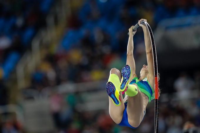 Tina Šutej je trikrat podrla letvico na višini 460 cm. | Foto: STA ,