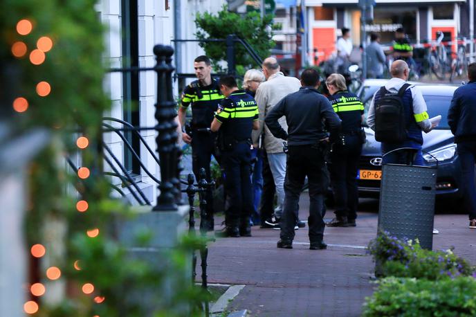 Peter R. de Vries | Nizozemskega preiskovalnega novinarja Petra R. de Vriesa so ustrelili pretekli teden na ulici, ko je zapuščal televizijski studio. | Foto Reuters
