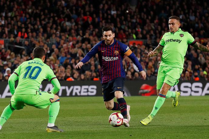 Lionel Messi | Lionel Messi je obračun z Levantejem začel na klopi za rezerve, v igro je vstopil v drugem polčasu, v 62. minuti pa je zabil gol za zmago, ki je Barceloni prinesla naslov španskega prvaka. | Foto Reuters