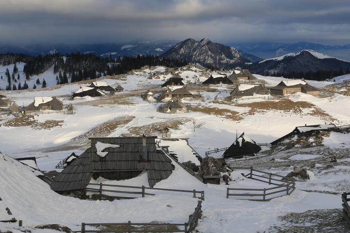 Velika planina vabi v vseh letnih časih. | Foto: Boris Strmšek in Tamara Leskovar