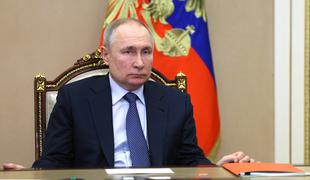 Putin ruskim silam čestital za zavzetje Bahmuta