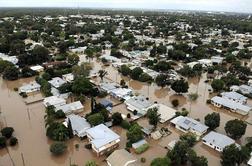 Poplave v Avstraliji zahtevale množično evakuacijo
