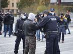 Nasilni protesti v Ljubljani, 5. november 2020. Ivan Gale vodni top