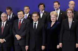 Dogovor o fiskalni pogodbi, vrh EU v senci težav z Grčijo