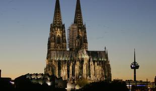 Džihadisti načrtno ropajo nemške cerkve