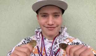 Nenavadna poteza najstnika: medaljo kar po pošti poslal svojemu tekmecu