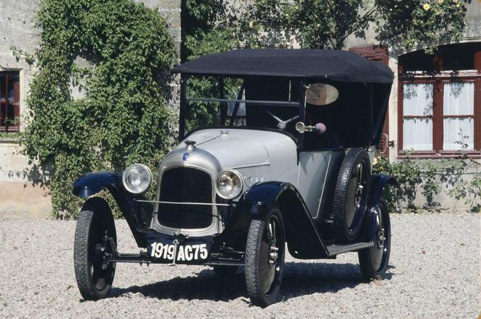 Type A 10 HP, ki ga je Citroën začel tržiti leta 1919, bo za vedno ostal zapisano v zgodovini kot prvo francosko vozilo v zgodovini s serijsko proizvodnjo.  | Foto: 