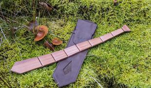 Lesene kravate iz Slovenije iščejo kupce na Kickstarterju