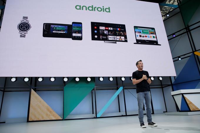 Googlov podpredsednik za produktno vodenje operacijskega sistema Android in storitev Google Play Sameer Samat na Googlovi konferenci I/O | Foto: Reuters