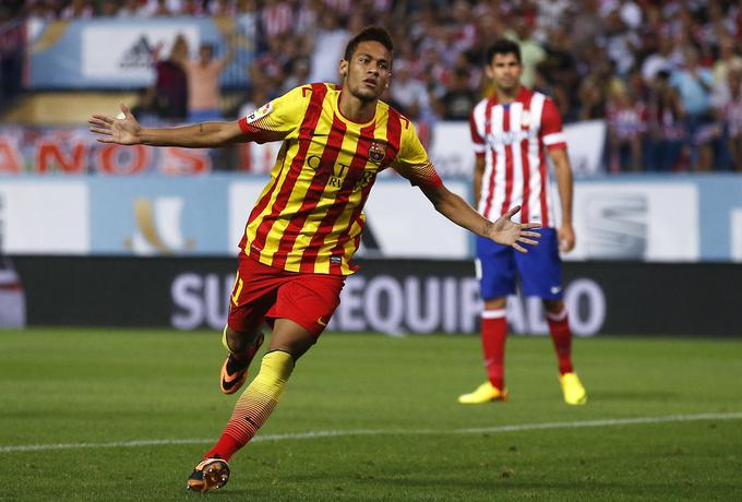 Neymar je prvi uradni zadetek za katalonskega velikana zabil 21. avgusta na Vicenteju Calderonu v Madridu. Do konca sezone jih je v vseh tekmovanjih dosegel 15. | Foto: Reuters