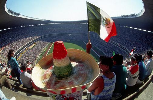 Uvodna tekma v Mehiki, veliki finale v New Yorku