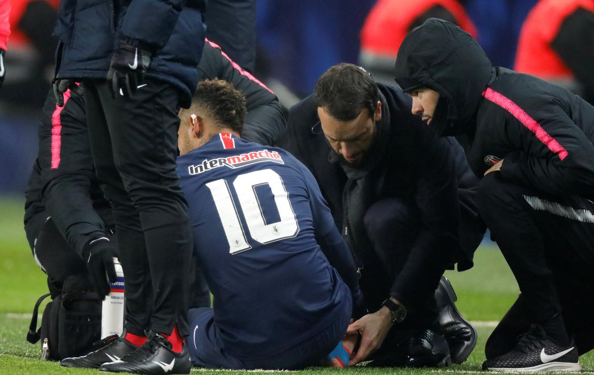 Neymar | Neymar se je poškodoval na tekmi francoskega pokala proti Strasbourgu. | Foto Reuters