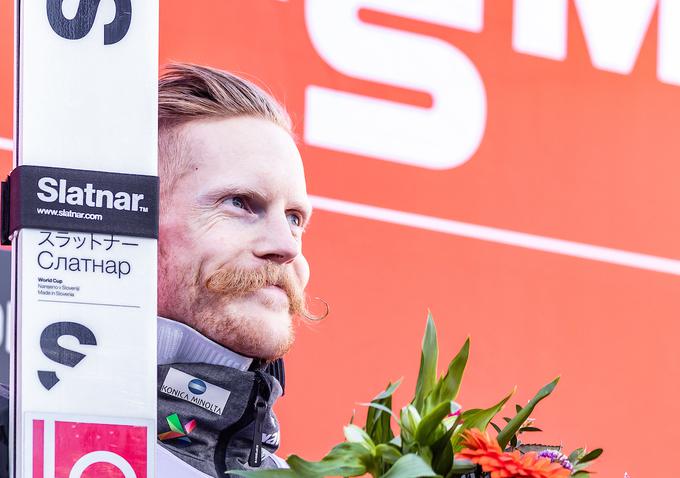 Zmagovalec nedeljske tekme Robert Johansson vodi v skupnem seštevku norveške turneje. | Foto: Sportida