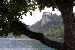 Na Blejskem jezeru tudi letos legenda o potopljenem zvonu
