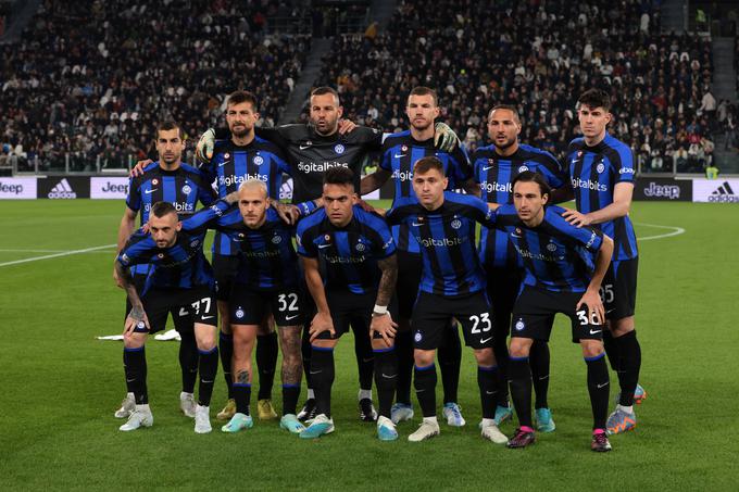 Samir Handanović je v 11 letih za Inter zbral okroglih 450 nastopov. | Foto: Guliverimage/Vladimir Fedorenko