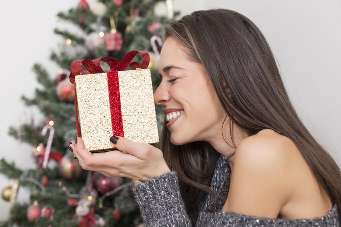 božič, darilo zanjo | Foto: Shutterstock