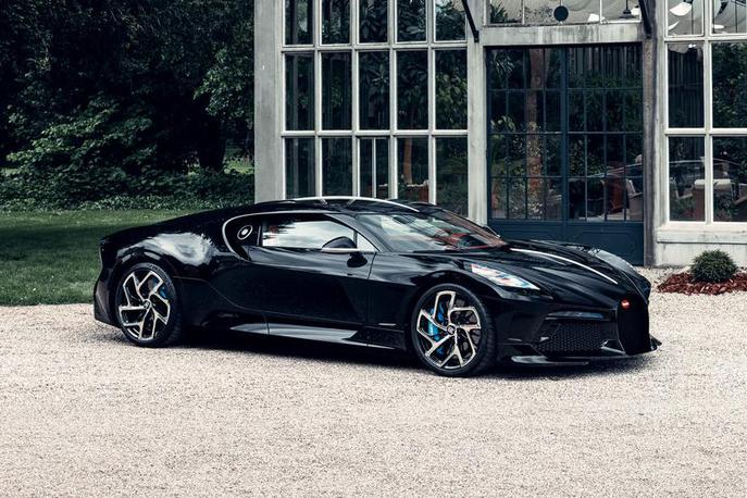 Bugatti la voiture | Bugatti je po dveh letih dela končal unikatni model la voiture noire, ki ga bodo zdaj predali kupcu. | Foto Bugatti