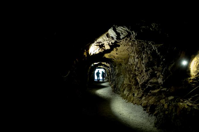 Nekdanji rudnik je od lanskega decembra odprt za javnost, prvih sto metrov izvoznega rova je tako postalo muzej v naravi, v prihodnje pa bo v turistične namene odprtih še več rovov. | Foto: Ana Kovač
