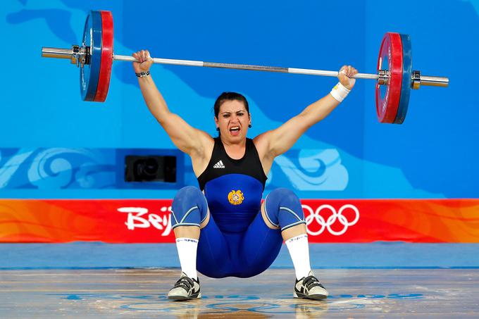 Olimpijsko medaljo bodo odvzeli tudi armenski tekmovalki Hripsime Kurshudjan, prav tako dvigovalki uteži, ki je v Londonu osvojila tretje mesto. | Foto: Getty Images