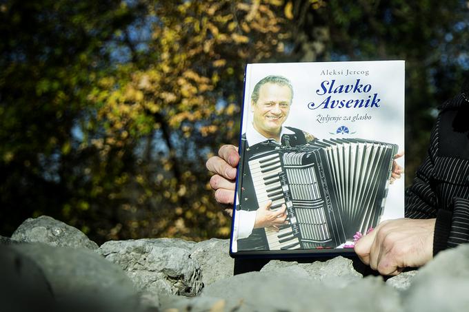 Monografija Slavko Avsenik, Življenje za glasbo, je že peto delo o Avsenikih, ki ga je pripravil Aleksi Jercog. | Foto: Ana Kovač