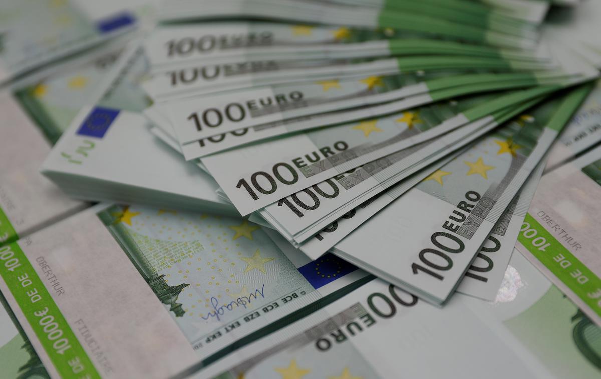 denar, evri | Foto Reuters