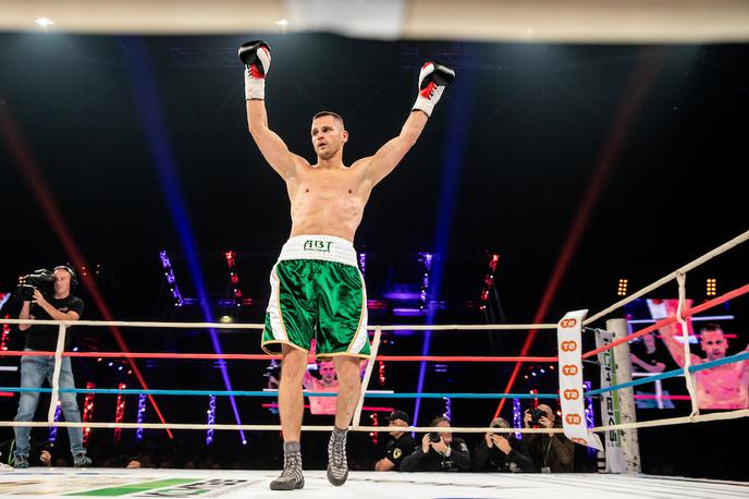 Andrej Bakovič - Martin Bošković | Andrej Baković je v nedeljo na hitro vknjižil svojo deseto zmago med profesionalnimi boksarji. | Foto Vid Ponikvar