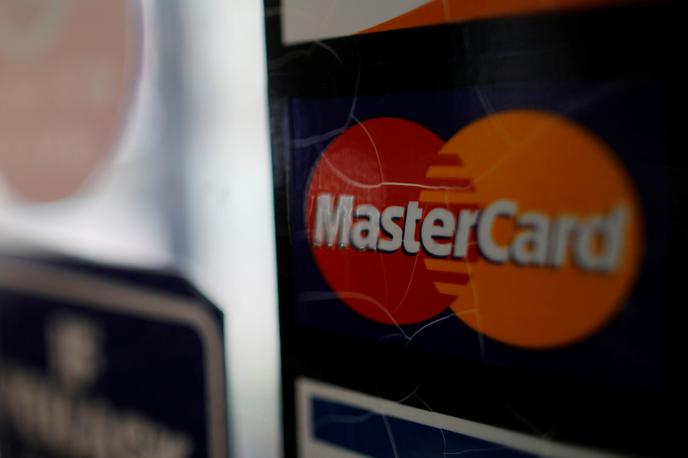Mastercard | Mastercard že nekaj časa ne skriva več naklonjenosti kriptovalutam in blockchainu, tehnologiji v ozadju. Po mnenju nekaterih je samo še vprašanje časa, kdaj bo ameriški finančni gigant v svet kriptovalut zapeljal s polnim plinom. | Foto Reuters