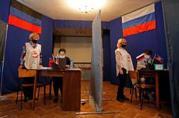 Opozicija opozarja na netransparentne volitve v Rusiji