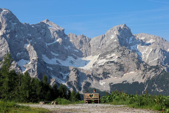 Pogled z Jenkove planine na severne stene Grintovca in Kočne (Kamniško-Savinjske Alpe) | Foto: Matej Podgoršek