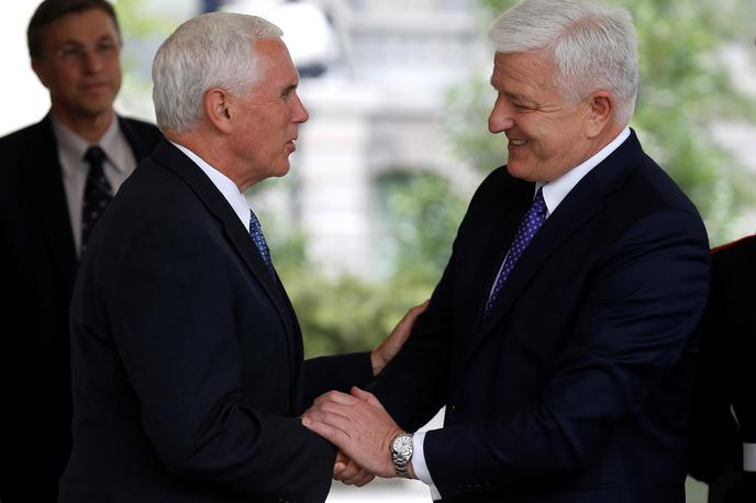 Mike Pence in Duško Martjanović | Foto Reuters