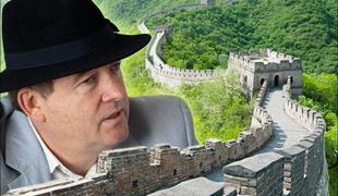 Kako župan Fištravec s podjetniki, sodelavci in vinsko kraljico potuje na Kitajsko
