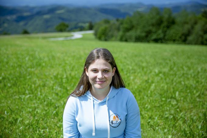 Z Ano Skledar, načelnico Mladinske komisije PZS, smo se pogovarjali o porastu mladih planincev v slovenskih gorah in načinih, kako preprečiti nepotrebne nesreče. | Foto: Ana Kovač