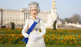Britanska kraljica dobila svojo barbiko #foto