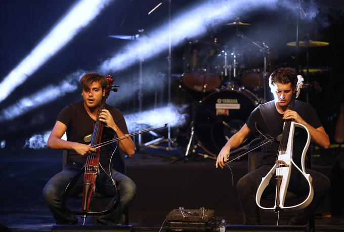 Stjepan in Luka pripravljata nov album, s katerim se bosta vrnila k rokerskim priredbam. | Foto: Reuters