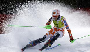 Zadnji slalom Vlhovi, Hrvatici prve stopničke, Ana Bucik odstopila