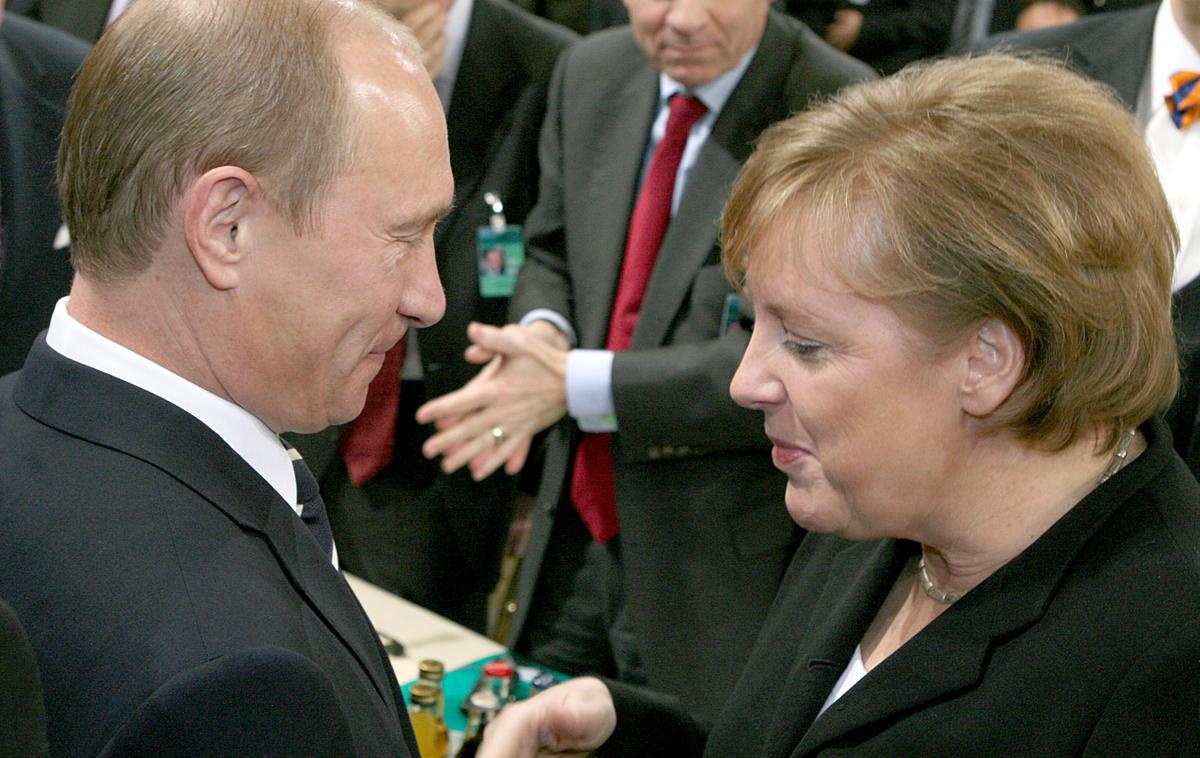 Putin in Merkel | Foto Guliverimage