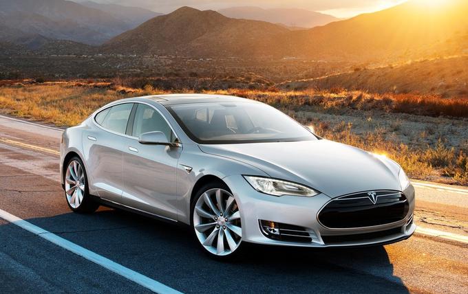 Najcenejša različica tesle S je v ZDA stala 68 tisoč ameriških dolarjev. | Foto: Tesla Motors