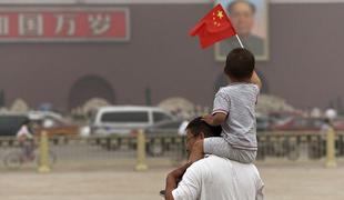 V spomin na žrtve pokola na trgu Tiananmen protesti v Hongkongu