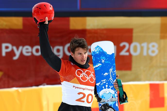 Žan Košir | Žanu Koširju jo je na progi v Pjongčangu, kjer je pred dvema letoma osvojil bronasto olimpijsko medaljo, zagodla deska.  | Foto Getty Images