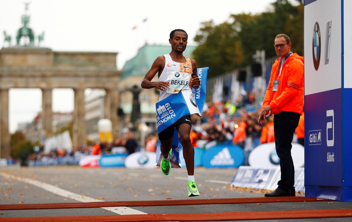 Kenenisa Bekele | Kenenisa Bekele je z nepričakovano hitrim tekom nepričakovano skorajda postavil maratonski svetovni rekord. | Foto Reuters