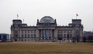 Nemška vlada vztraja pri spoštovanju arbitražne odločitve