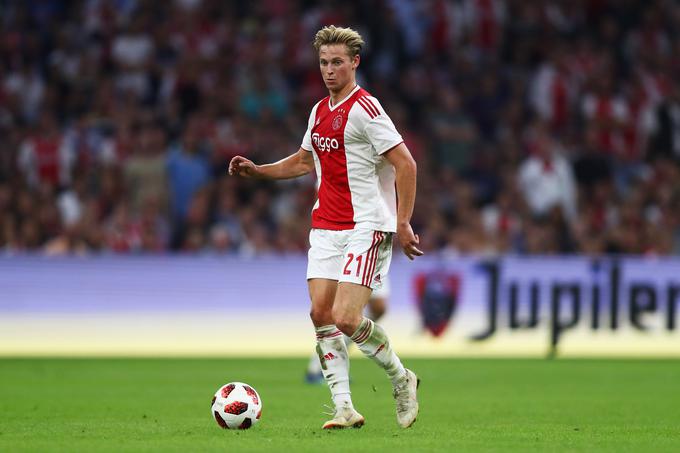 Mladi nizozemski as Frenkie de Jong bo po koncu sezone zapustil Amsterdam in se preselil v Katalonijo. | Foto: Getty Images