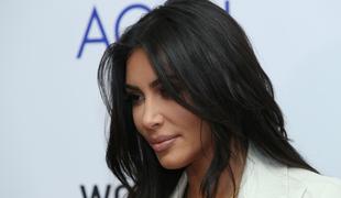 Zakaj prestrašena Kim Kardashian svoje oboževalce roti za pomoč
