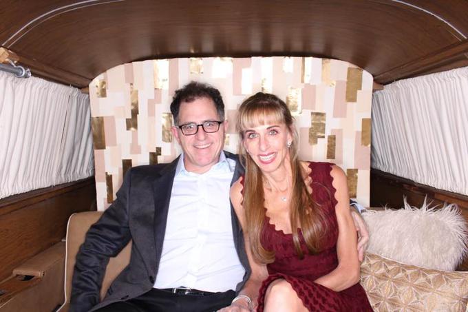 Michael Dell je od leta 1989 poročen s teksaško modno oblikovalko Susan Dell (prej Susan Lieberman), ki jo je spoznal eno leto prej. Par ima štiri otroke.  | Foto: Facebook/Michael Dell
