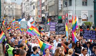 BiH: prva parada ponosa v Sarajevu minila brez incidentov #foto